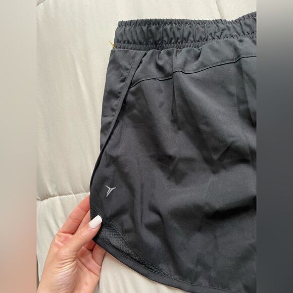 Old Navy Go Dry Gym Shorts - Picture 7 of 11